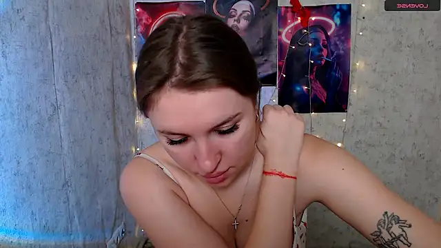 JuliaTopp  online show from January 2026 05:45:02 AM