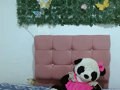 Snapshot of lia_victoria chatting on November 2025 01:15:02 AM lia victoria online show from November 2025 01:15:02 AM