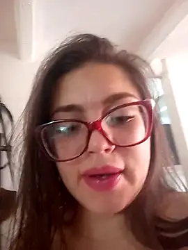 Snapshot of Laia__hadid chatting on September 2025 06:02:02 PM Laia hadid online show from September 2025 06:02:02 PM