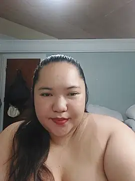 Snapshot of LianaCruzado chatting on May 2026 02:25:01 PM LianaCruzado online show from May 2026 02:25:01 PM