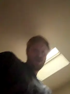 Snapshot of trashyd chatting on December 2025 02:04:01 PM trashyd online show from December 2025 02:04:01 PM