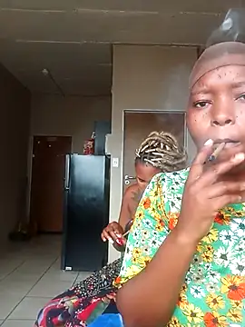 Snapshot of tse_nyane chatting on October 2025 08:35:01 AM tse nyane online show from October 2025 08:35:01 AM