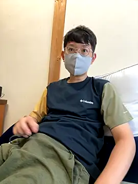 Snapshot of tom19899q chatting on September 2025 08:25:01 AM tom19899q online show from September 2025 08:25:01 AM