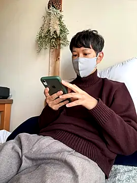 Snapshot of tom19899q chatting on November 2025 11:48:01 PM tom19899q online show from November 2025 11:48:01 PM