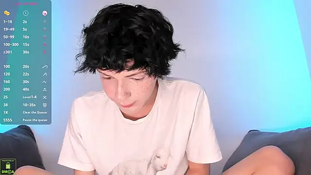 Snapshot of ColeStorm chatting on November 2025 03:56:02 PM ColeStorm online show from November 2025 03:56:02 PM