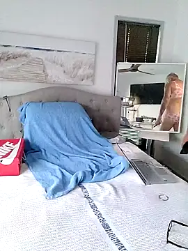 iamthepublickmasterbater online show from September 2025 06:41:01 AM