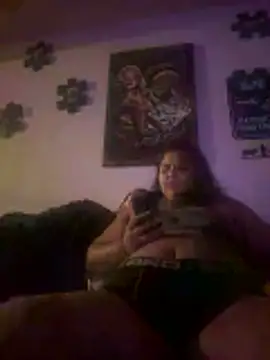 Snapshot of 1n0nlythroat chatting on June 2026 09:25:02 AM 1n0nlythroat online show from June 2026 09:25:02 AM