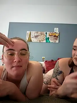 Snapshot of AndHerXO chatting on February 2026 12:54:01 PM AndHerXO online show from February 2026 12:54:01 PM