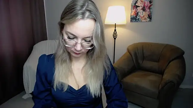 Snapshot of Ava_Elior chatting on September 2025 09:21:01 AM Ava Elior online show from September 2025 09:21:01 AM