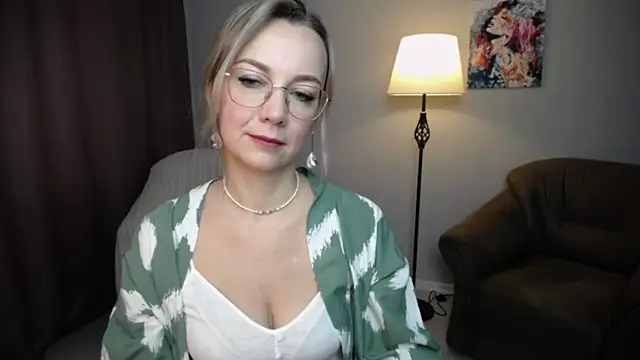 Snapshot of Ava_Elior chatting on October 2025 05:17:01 AM Ava Elior online show from October 2025 05:17:01 AM