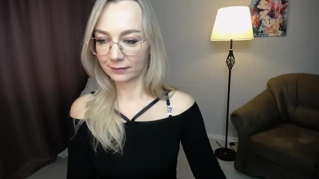 Snapshot of Ava_Elior chatting on October 2025 12:39:01 PM Ava Elior online show from October 2025 12:39:01 PM