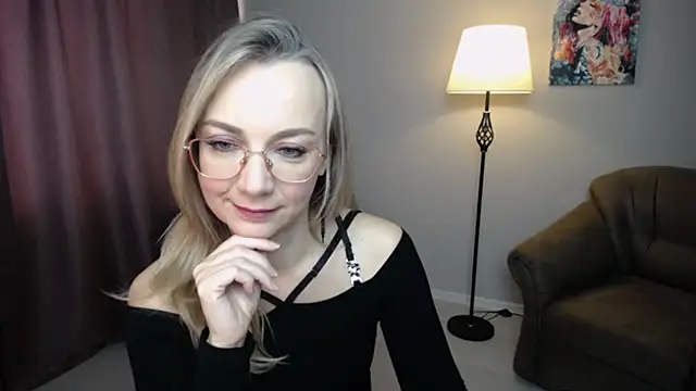 Snapshot of Ava_Elior chatting on November 2025 10:12:02 AM Ava Elior online show from November 2025 10:12:02 AM