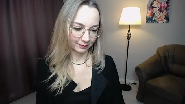 Snapshot of Ava_Elior chatting on November 2025 09:31:01 AM Ava Elior online show from November 2025 09:31:01 AM