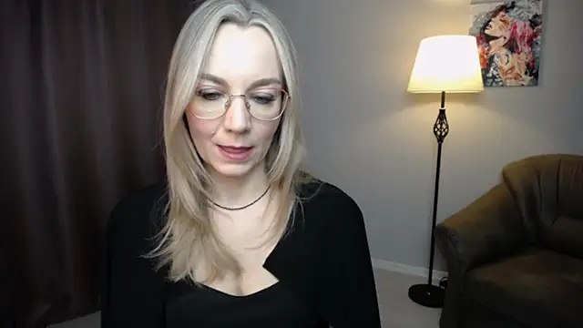 Snapshot of Ava_Elior chatting on November 2025 09:55:02 AM Ava Elior online show from November 2025 09:55:02 AM