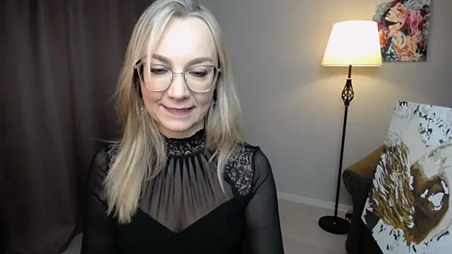 Snapshot of Ava_Elior chatting on December 2025 10:35:02 AM Ava Elior online show from December 2025 10:35:02 AM