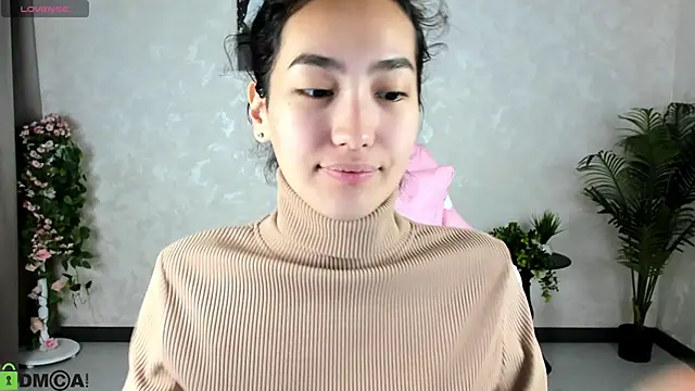 Snapshot of FlirtyAura chatting on October 2025 03:06:01 AM FlirtyAura online show from October 2025 03:06:01 AM