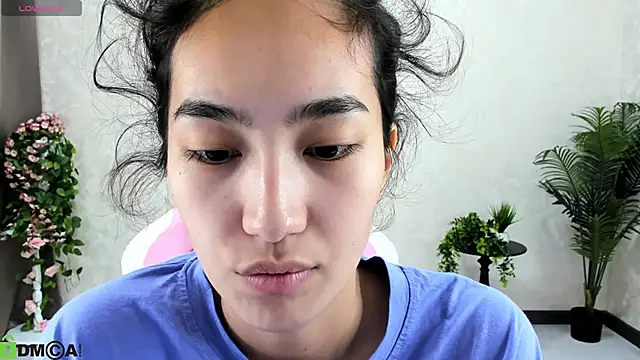 Snapshot of FlirtyAura chatting on October 2025 02:01:01 AM FlirtyAura online show from October 2025 02:01:01 AM