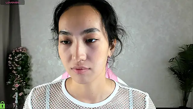 Snapshot of FlirtyAura chatting on November 2025 07:55:02 AM FlirtyAura online show from November 2025 07:55:02 AM