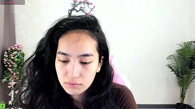 Snapshot of FlirtyAura chatting on November 2025 03:05:01 AM FlirtyAura online show from November 2025 03:05:01 AM