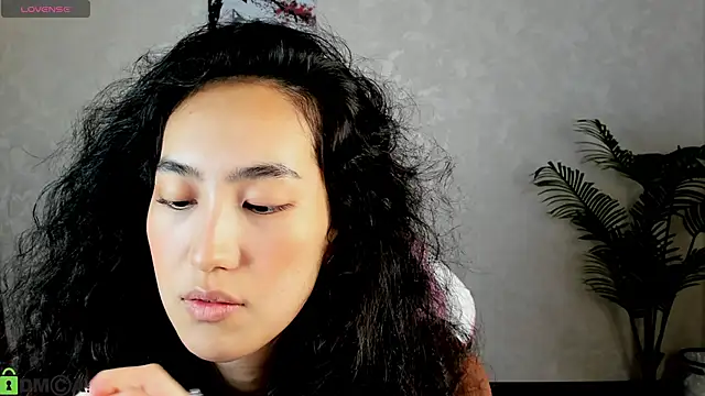 Snapshot of FlirtyAura chatting on November 2025 02:55:02 AM FlirtyAura online show from November 2025 02:55:02 AM