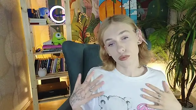 BarbieRichy online show from September 2025 12:31:02 PM