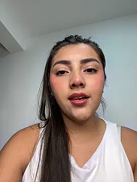 Lupe 19 online show from September 2025 05:11:02 AM