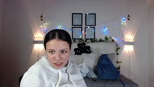 Megan 05  online show from February 2026 07:01:02 PM