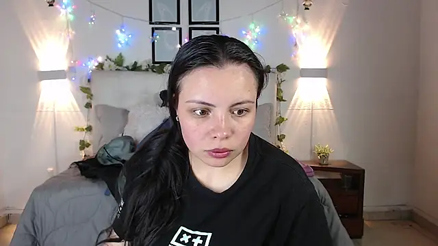 Megan 05  online show from February 2026 07:15:01 PM