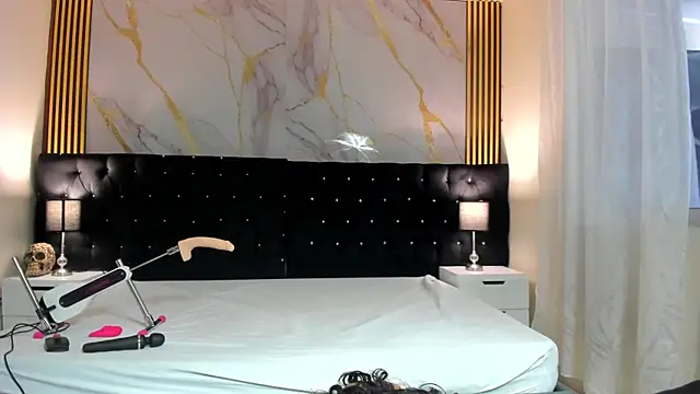 Lisa sweetas online show from November 2025 07:50:02 PM