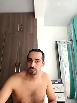 stivenlujan69 online show from January 2026 04:12:02 PM