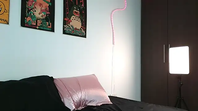 Aurorabeck  online show from November 2025 01:49:01 AM