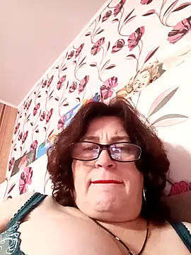 Darlene Eleanor online show from November 2025 04:01:02 AM