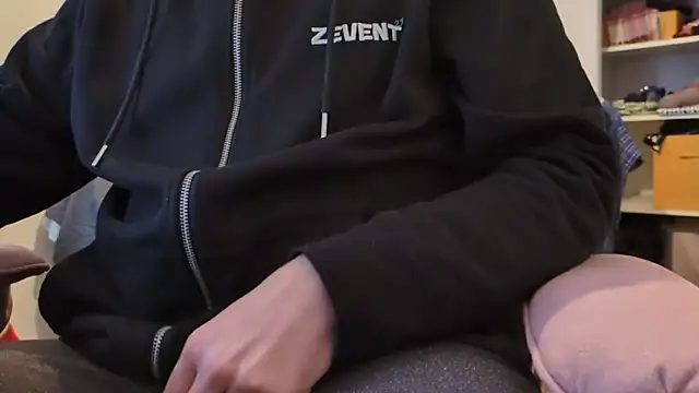 Jonpol74  online show from February 2026 01:52:01 PM