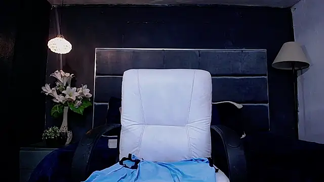 blackbignude online show from October 2025 01:24:02 AM