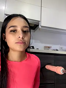 Snapshot of Dakota-Mitchell chatting on September 2025 09:39:02 PM Dakota-Mitchell online show from September 2025 09:39:02 PM