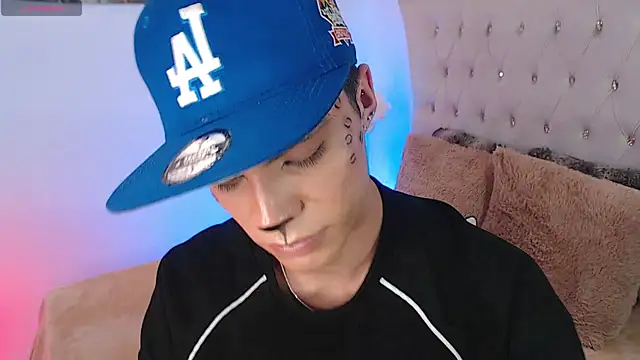 Dulcey  online show from October 2025 03:53:02 AM