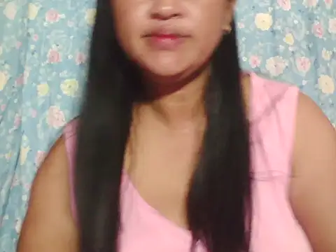 hotolivia34 online show from November 2025 12:16:02 AM