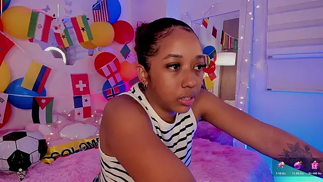 Snapshot of _Zahara_ chatting on June 2026 11:06:01 PM Zahara online show from June 2026 11:06:01 PM