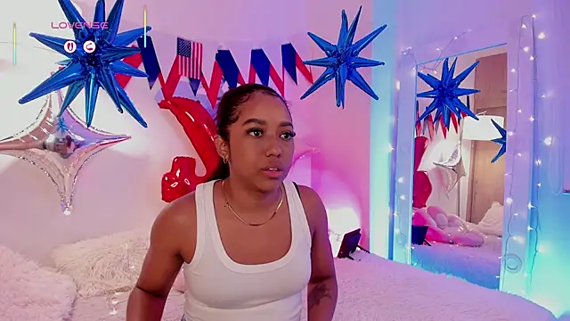 Snapshot of _Zahara_ chatting on July 2026 01:24:02 AM Zahara online show from July 2026 01:24:02 AM