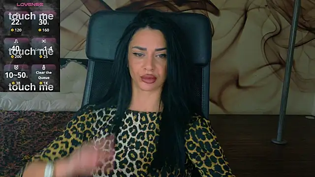 NaomiScarlet online show from November 2025 09:32:02 AM