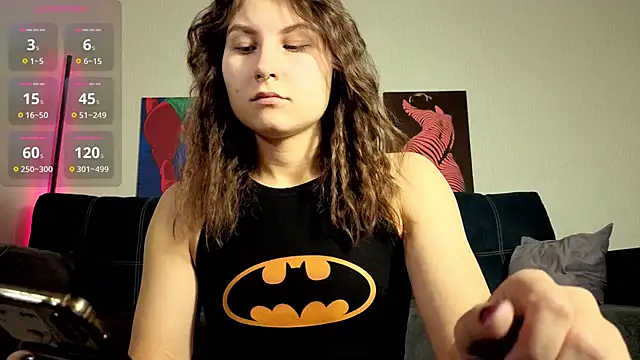 TrixiBell online show from November 2025 04:34:01 AM