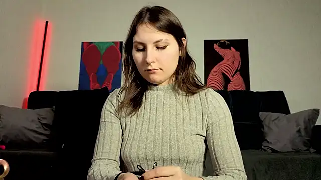 TrixiBell online show from February 2026 05:35:01 AM