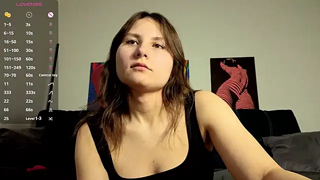 TrixiBell online show from February 2026 05:52:01 AM