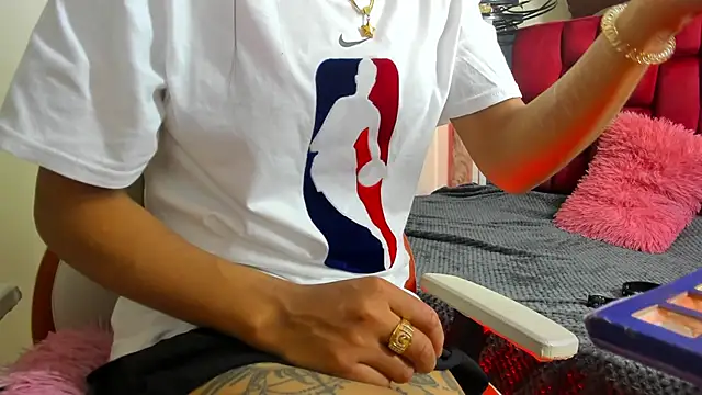 Sheilly brown online show from October 2025 07:03:01 PM