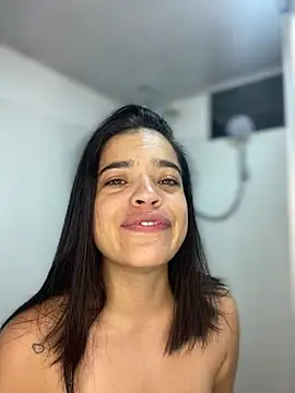 JuanitaMore01 online show from January 2026 10:59:02 PM