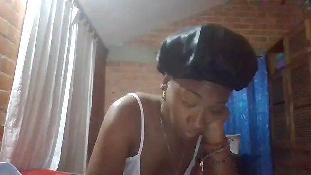 DarkHoneyy online show from February 2026 03:47:02 AM