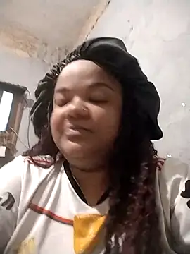 melcarioca1111 online show from October 2025 05:02:02 PM