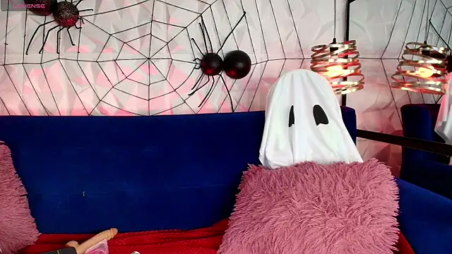 ly lulu online show from October 2025 07:12:02 PM