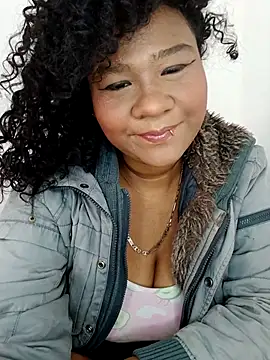 Snapshot of Kymy_marquez chatting on September 2025 04:52:01 PM Kymy marquez online show from September 2025 04:52:01 PM