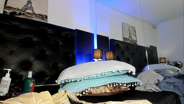 Kymy marquez online show from March 2026 07:16:02 PM